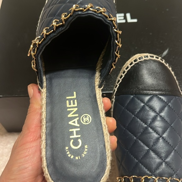 Chanel leather sandals slippers size 39 quilted - Picture 3 of 12
